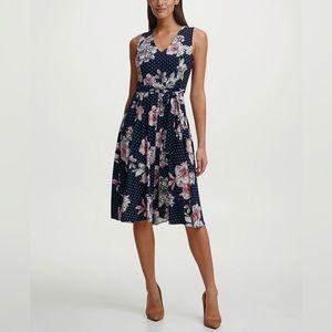 Tommy Hilfiger - Floral Fit & Flare - SZ 4 - NEW